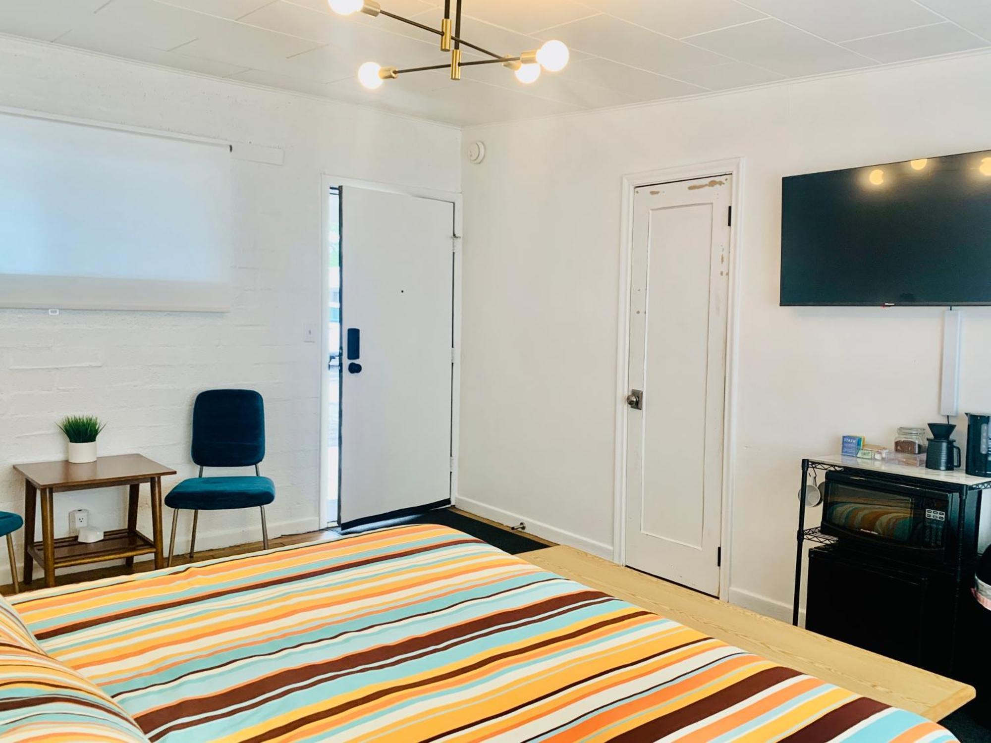Dragonfly Motor Lodge パンギッ​​チ エクステリア 写真