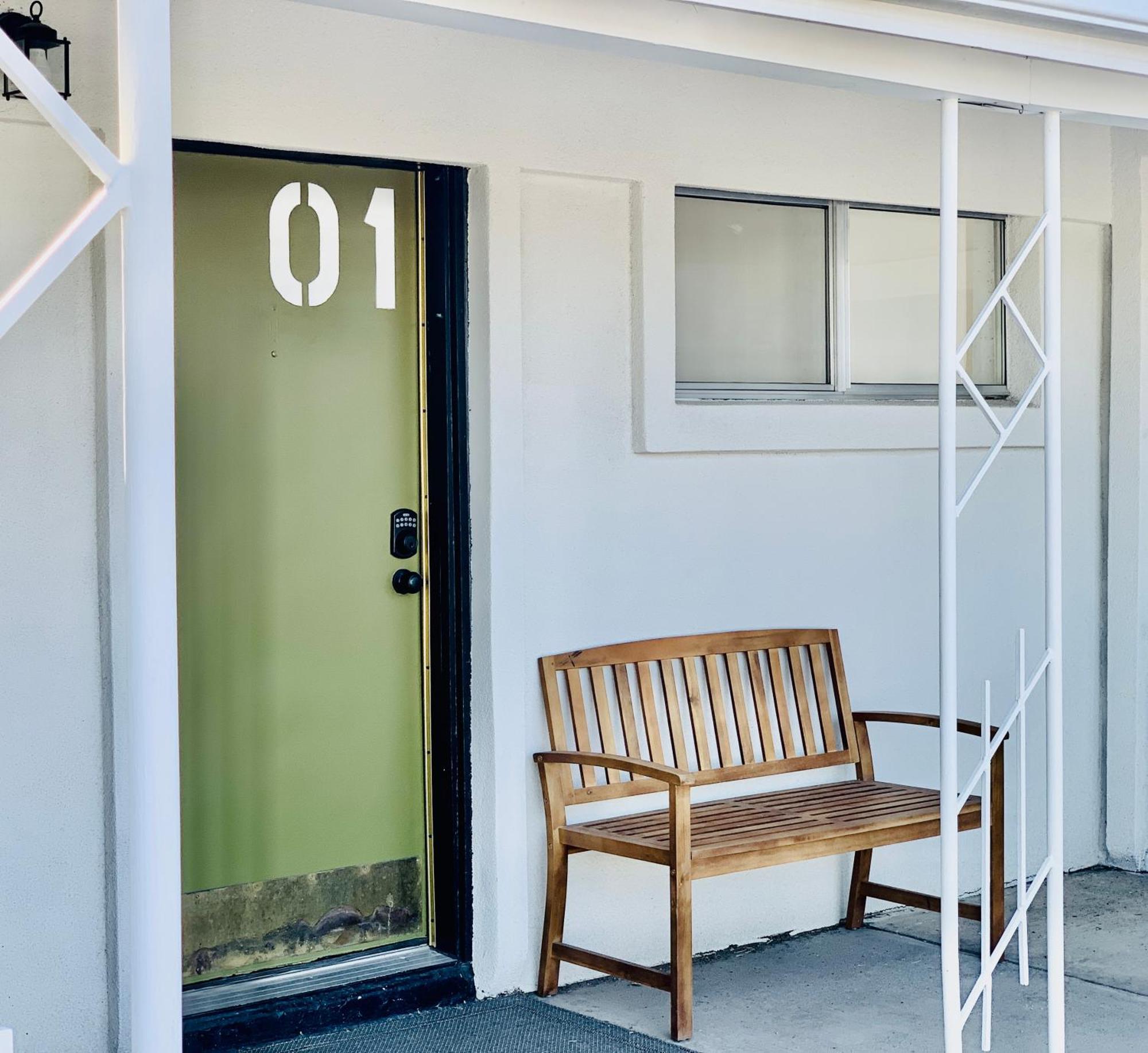 Dragonfly Motor Lodge パンギッ​​チ エクステリア 写真